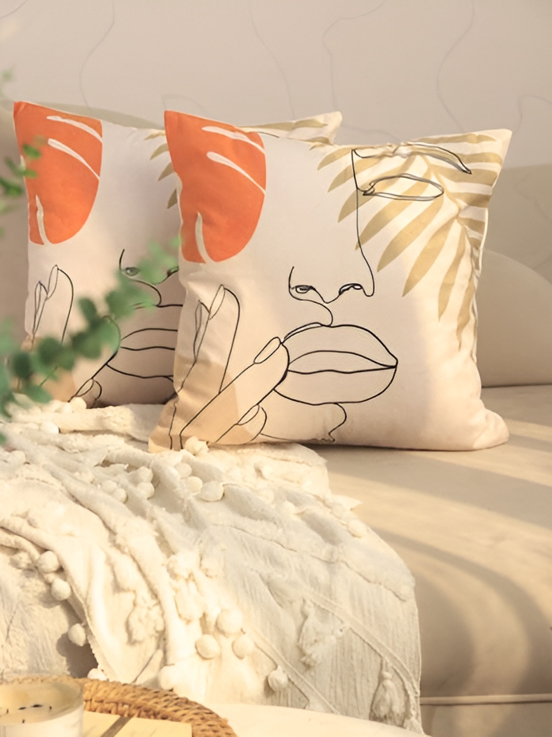 

BELLA TRUE Cream-Coloured & Orange 2 Pieces Abstract Square Cushion Covers