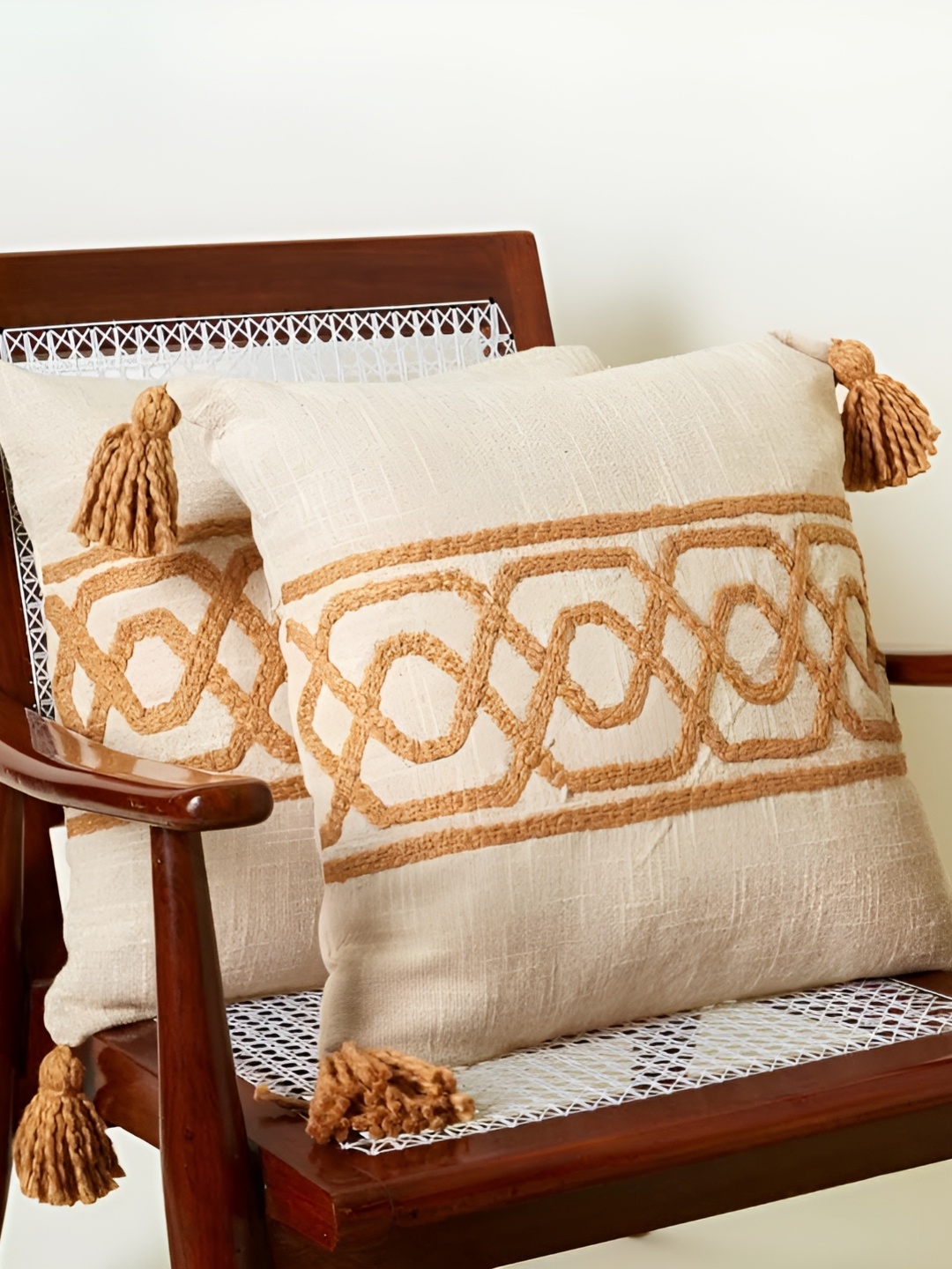 

BELLA TRUE Off White & Brown 2 Pieces Geometric Square Cushion Covers