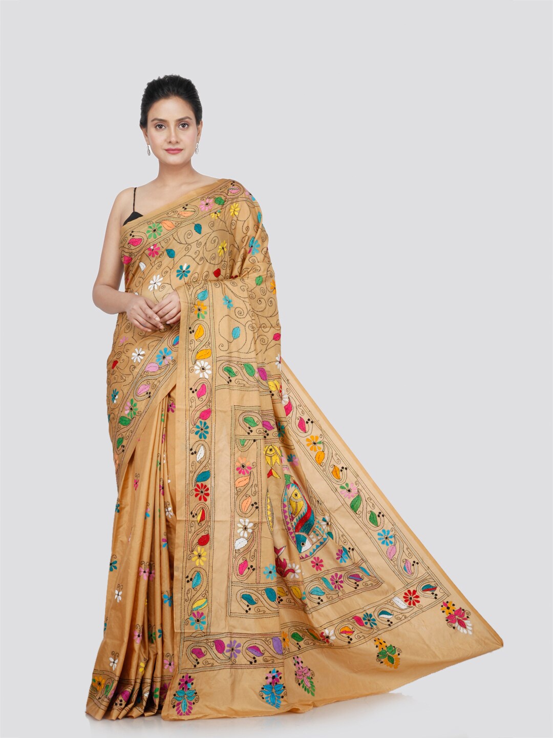 

PinkLoom Floral Kantha Work Saree, Beige