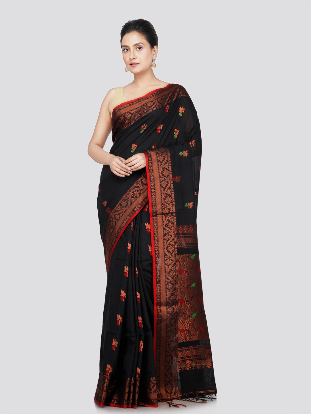 

PinkLoom Floral Woven Design Pure Cotton Zari Saree, Black