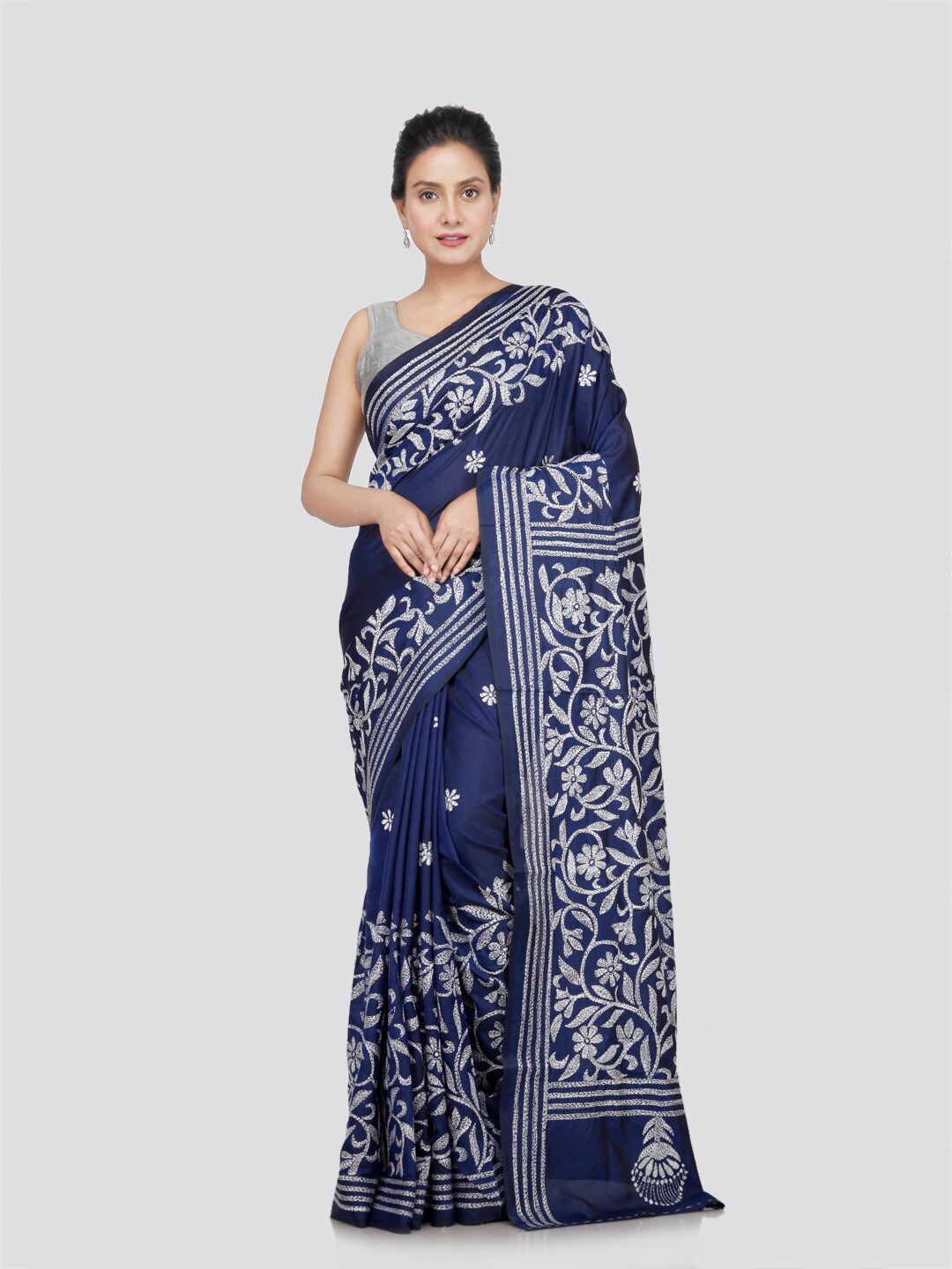 

PinkLoom Floral Embroidered Kantha Work Saree, Blue