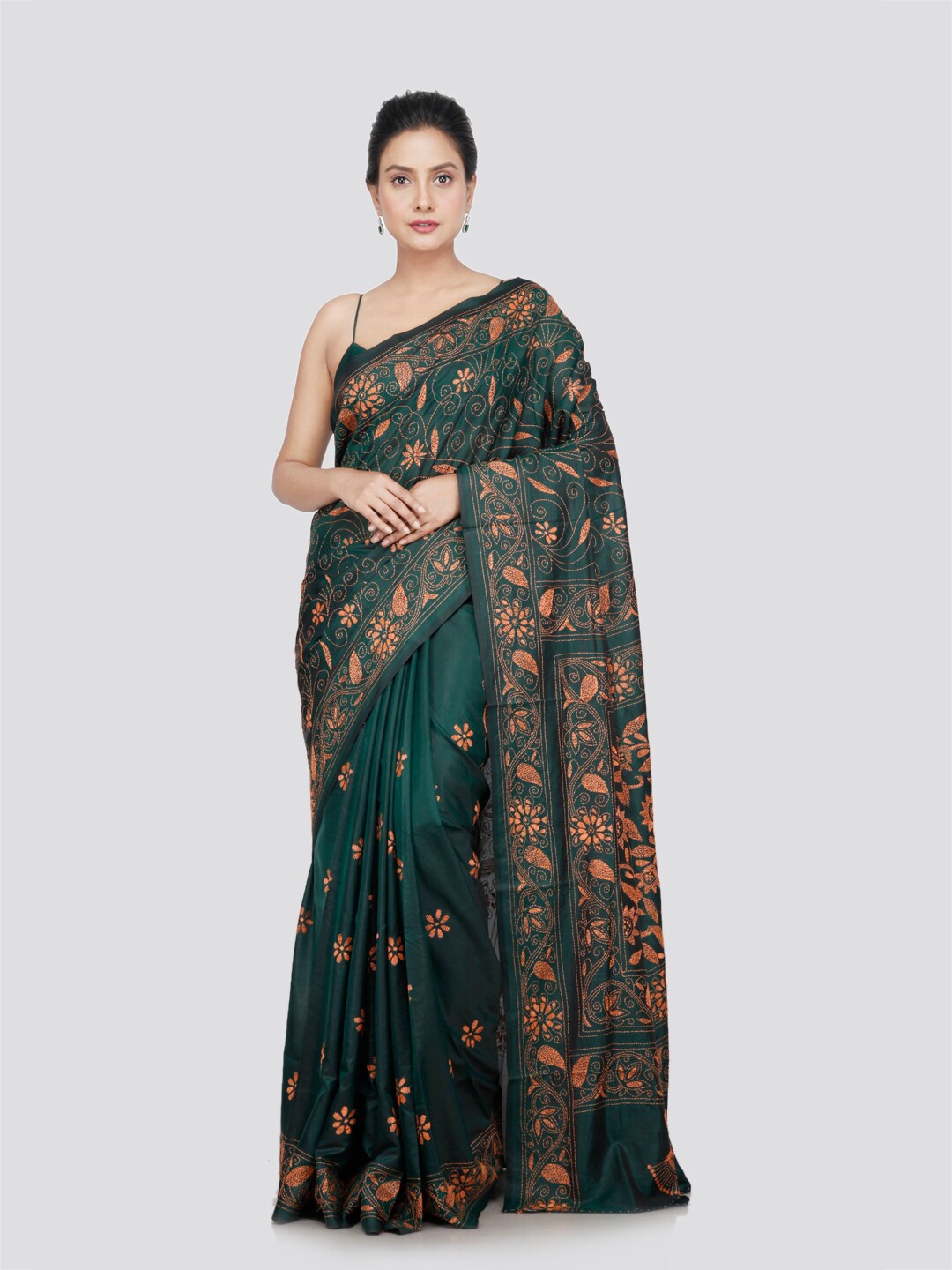 

PinkLoom Floral Kantha Work Saree, Green