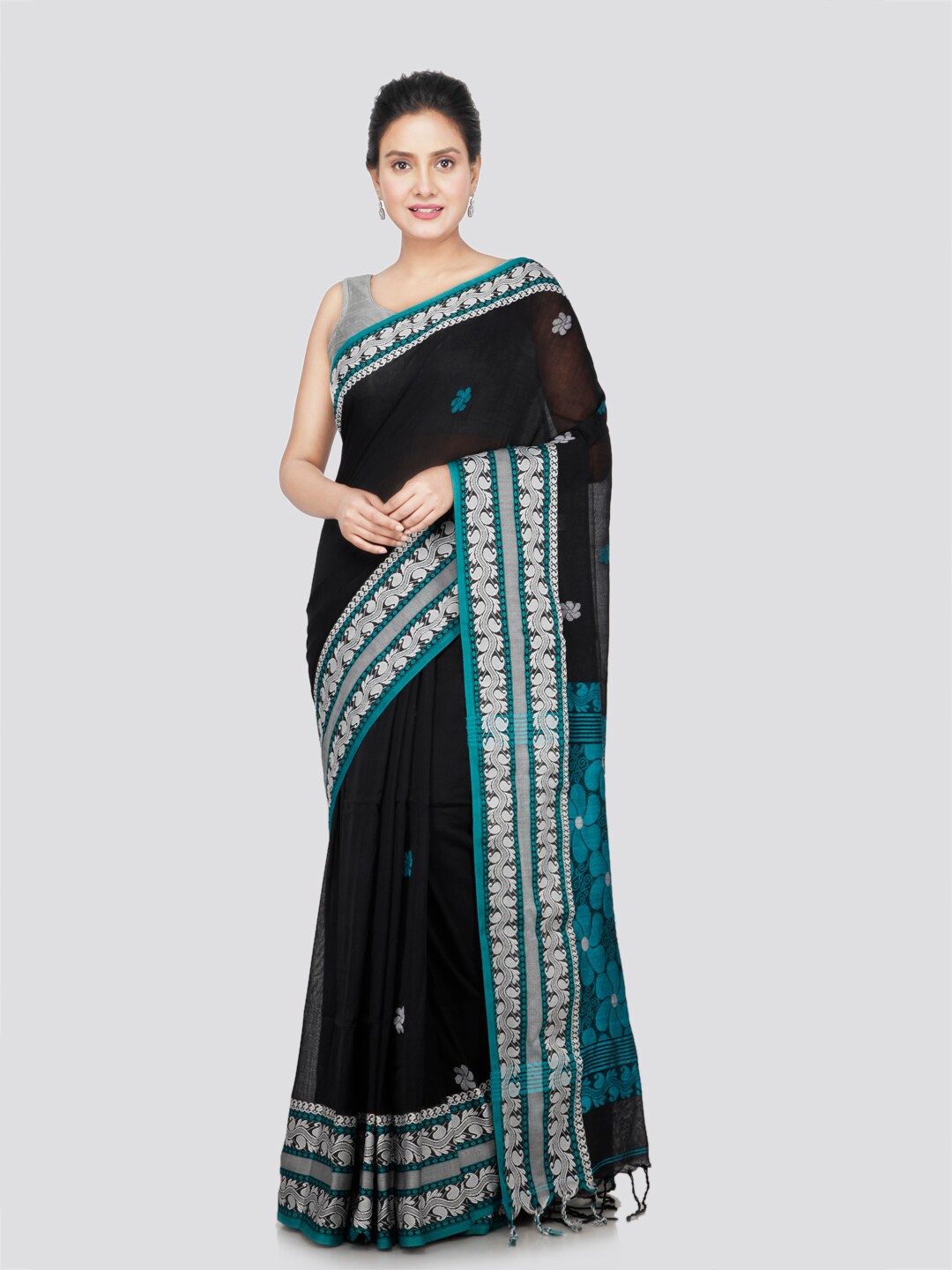 

PinkLoom Floral Woven Design Zari Pure Cotton Saree, Black