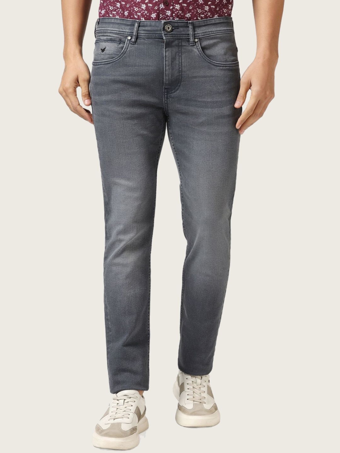 

Blackberrys Men Jean Slim Fit Low-Rise Clean Look Jeans, Grey