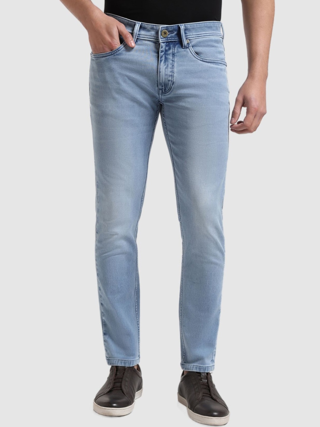

Blackberrys Men Jean Slim Fit Low-Rise Clean Look Cropped Jeans, Blue