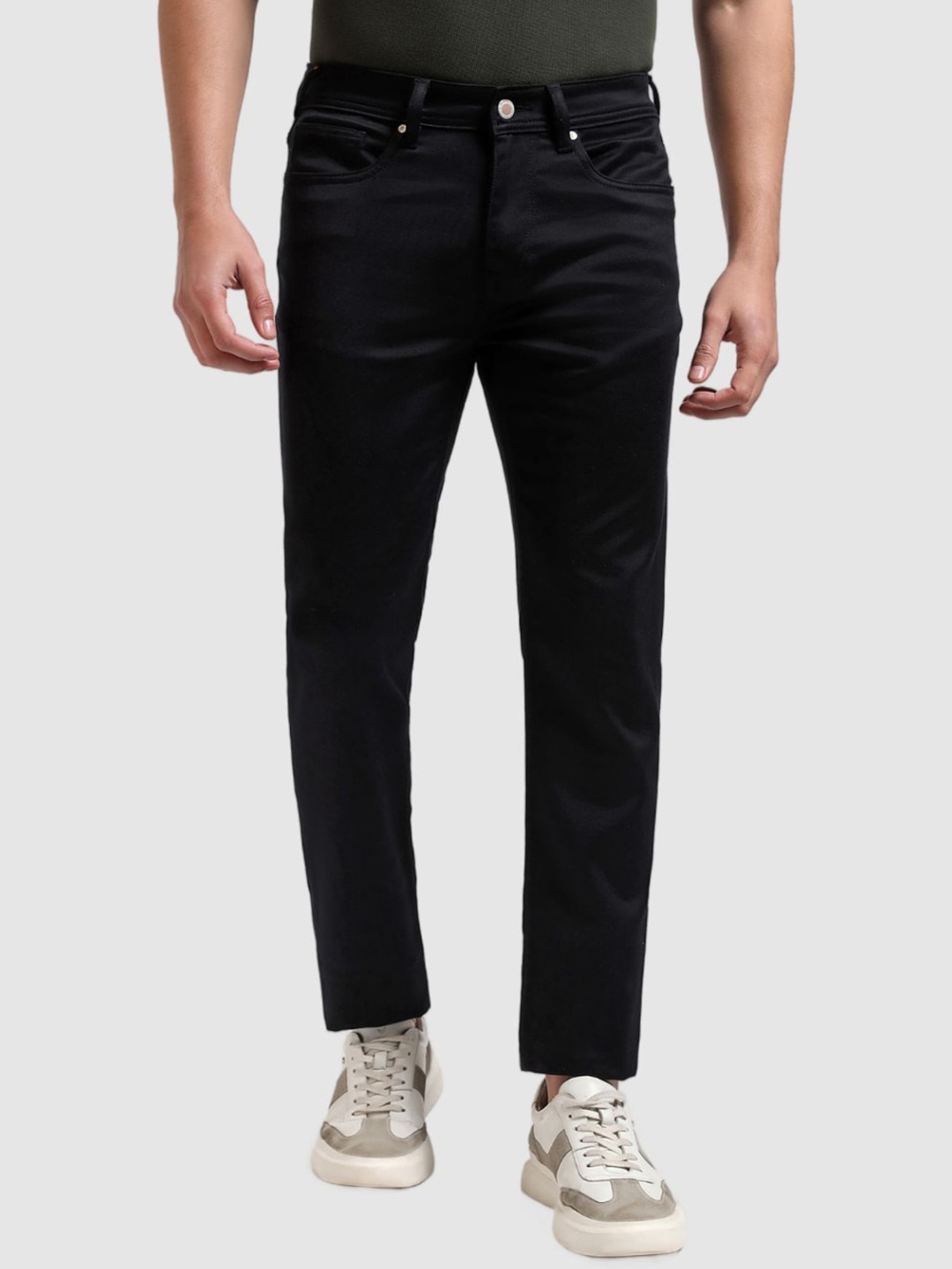 

Blackberrys Men Jean Slim Fit Low-Rise Clean Look Cropped Jeans, Black