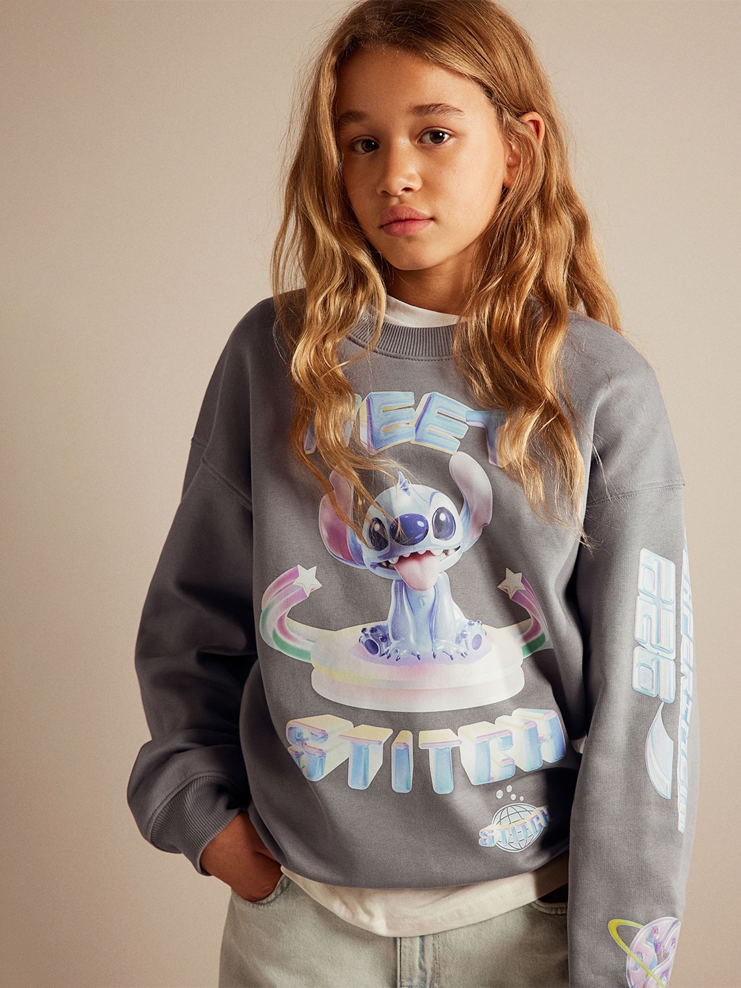 H&M Girls Oversized Sweatshirt, Grey