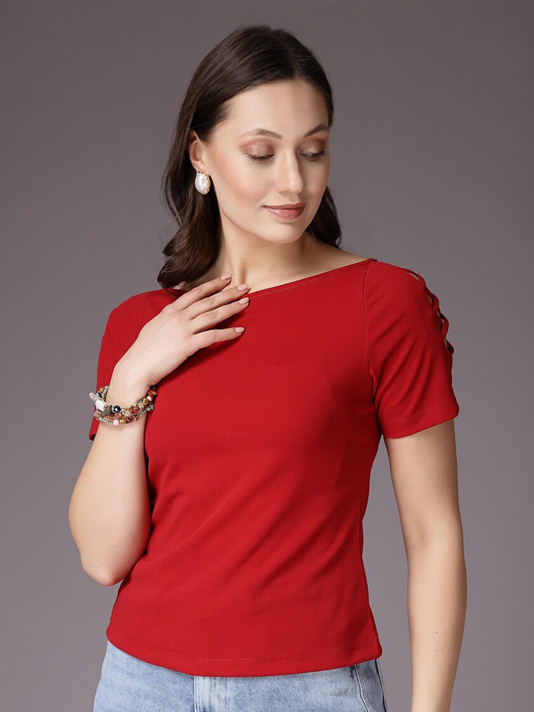 

Freehand by The Indian Garage Co Boat Neck Cut Out Regular Top, Red