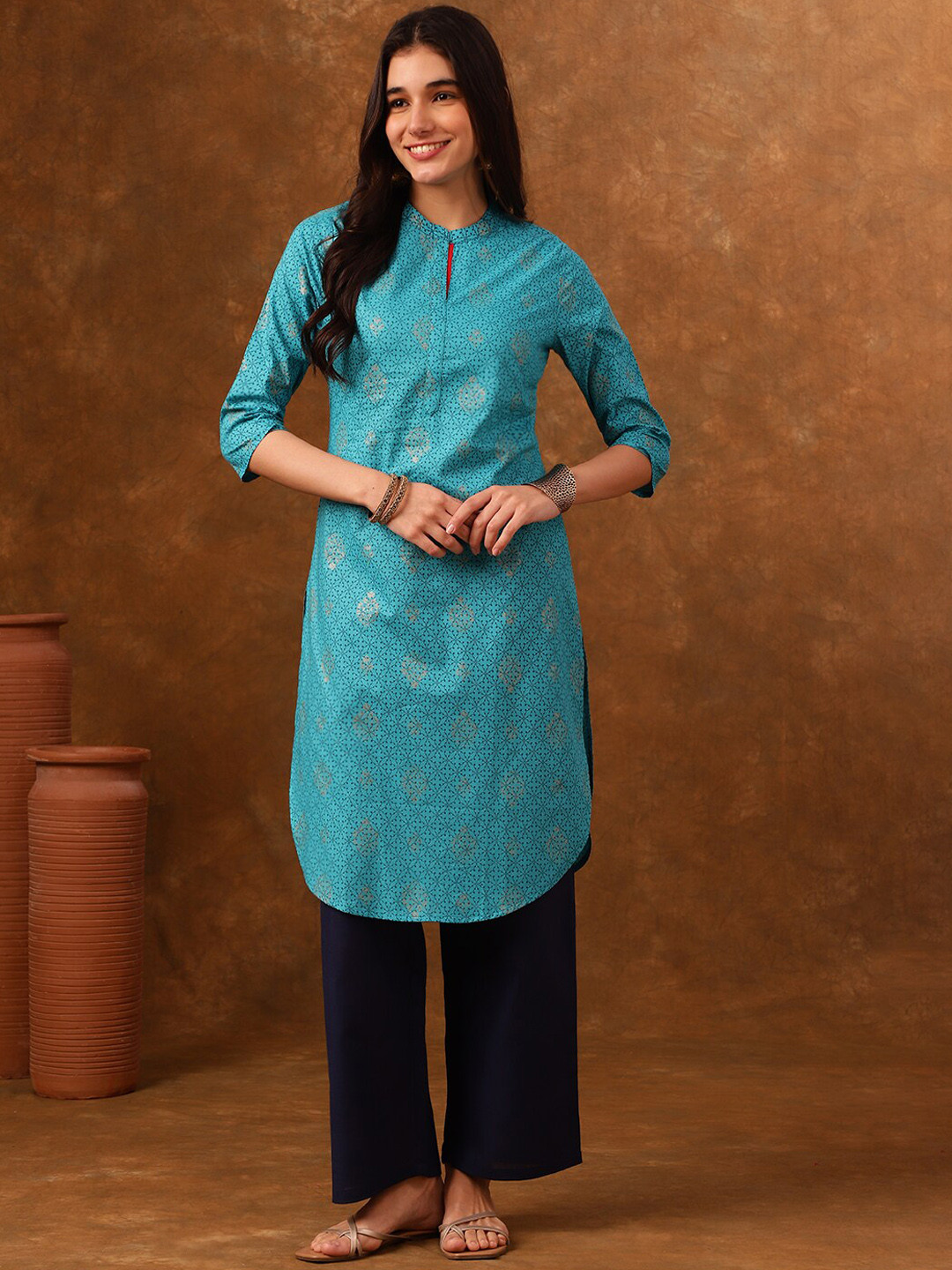 

Anouk Teal Blue Ethnic Motif Printed Straight Kurta
