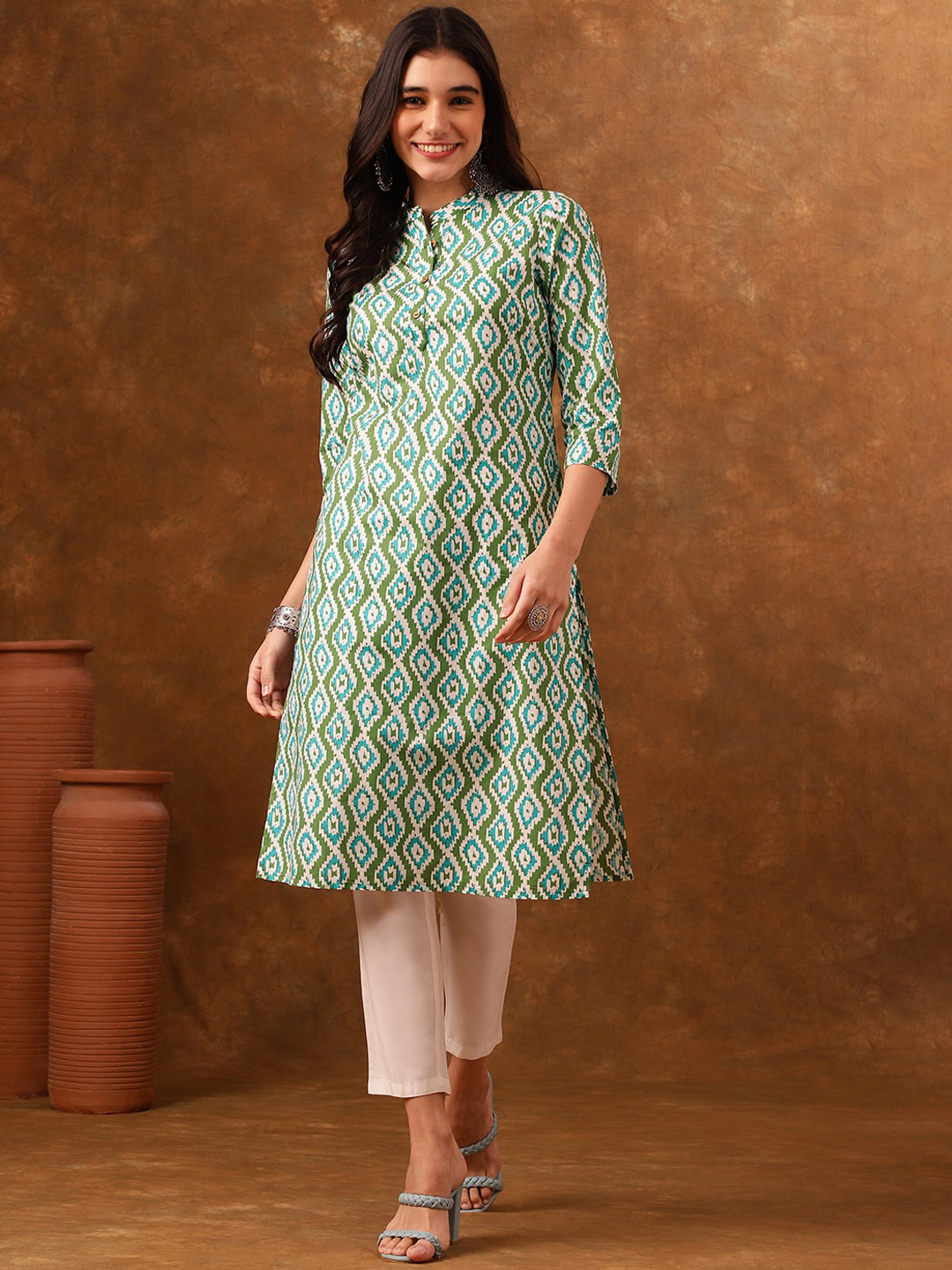

Anouk Green Ethnic Motifs Printed Mandarin Collar Cotton Kurta