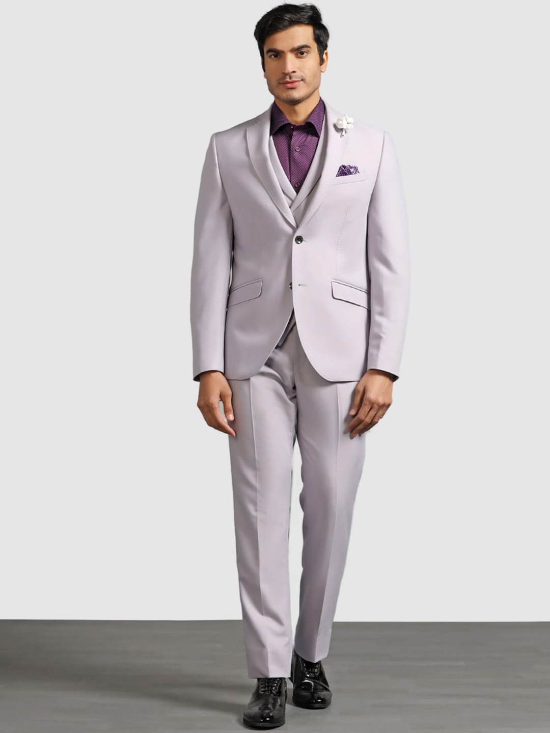 

Blackberrys Single-Breasted Slim-Fit 3-Piece Suit, Lavender