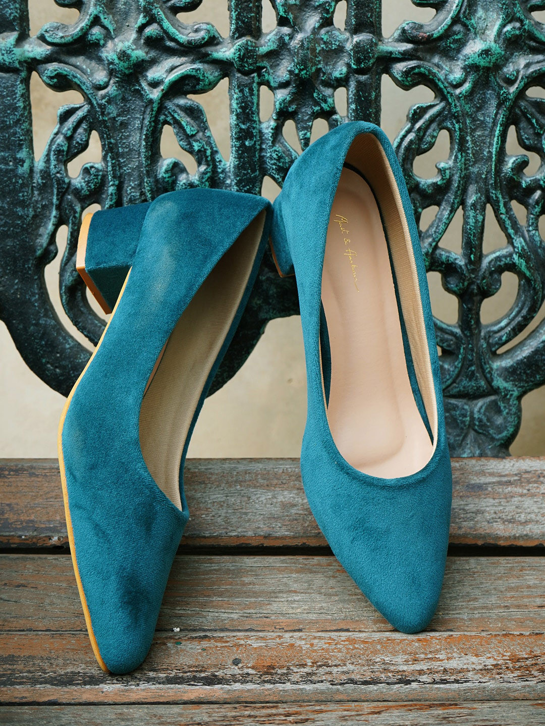 

Mast & Harbour Green Pointed Toe Block Heeled Pumps