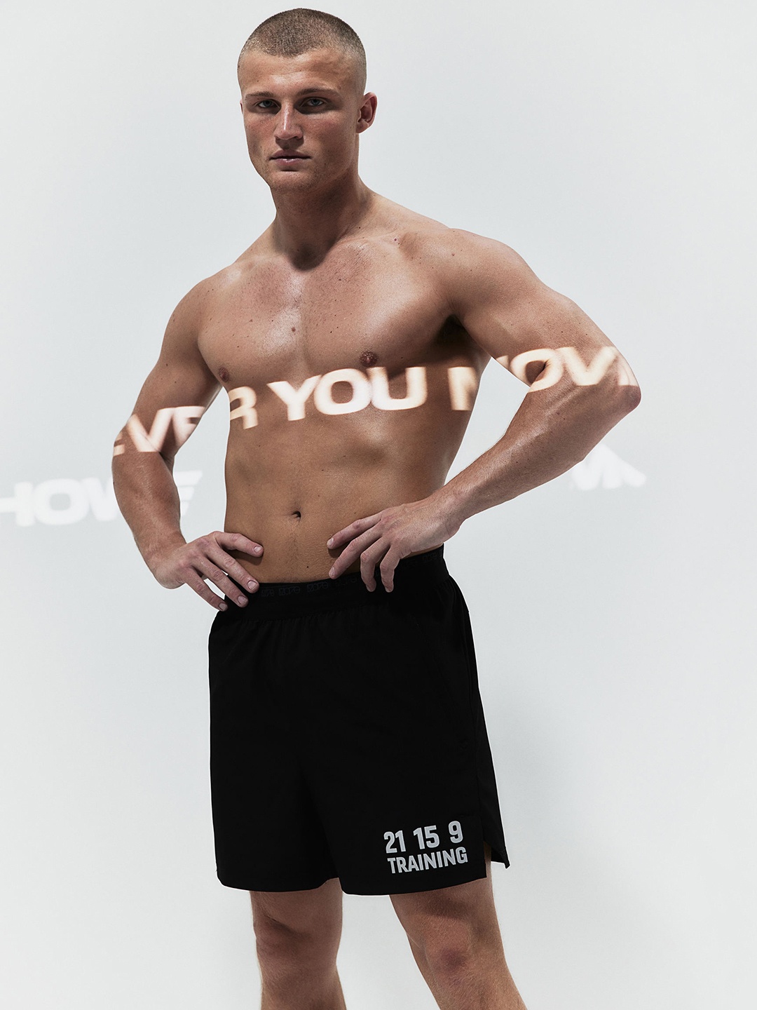 

H&M Men Drymove Sports Shorts, Black