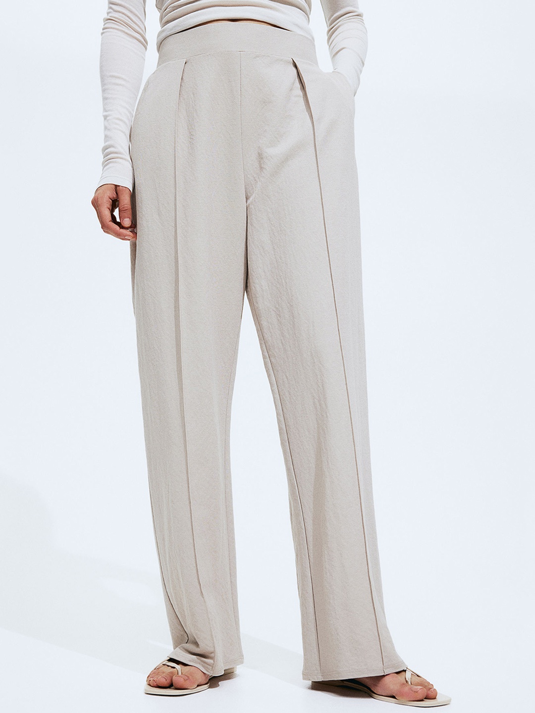 

H&M Women High-Waisted Tailored Trousers, Beige