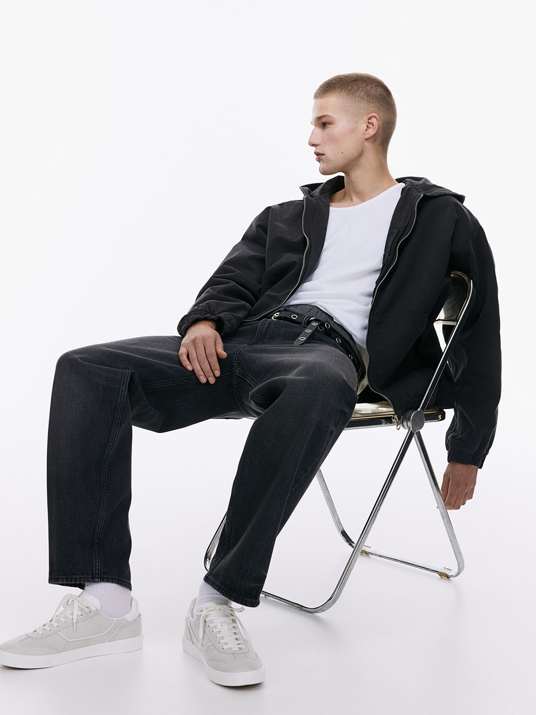 

H&M Men Cotton Loose Jeans, Black