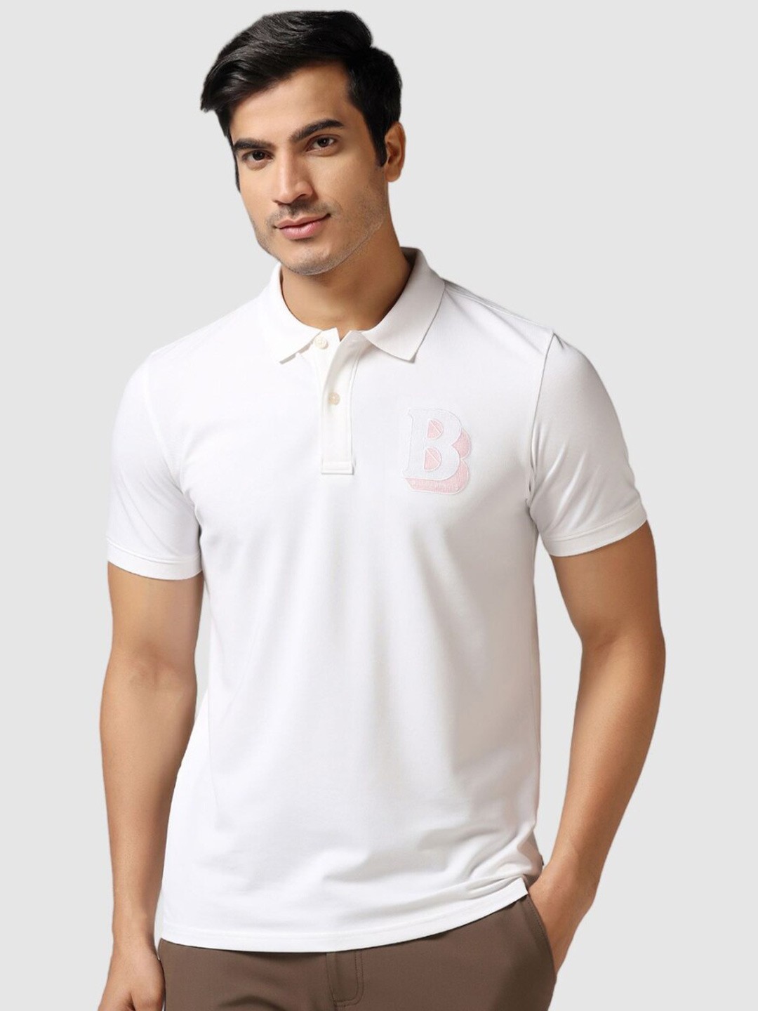 

Blackberrys Polo Collar Cotton Slim Fit T-shirt, White