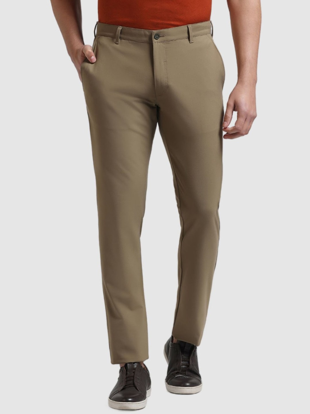 

Blackberrys Men Slim Fit Low-Rise Trousers, Olive