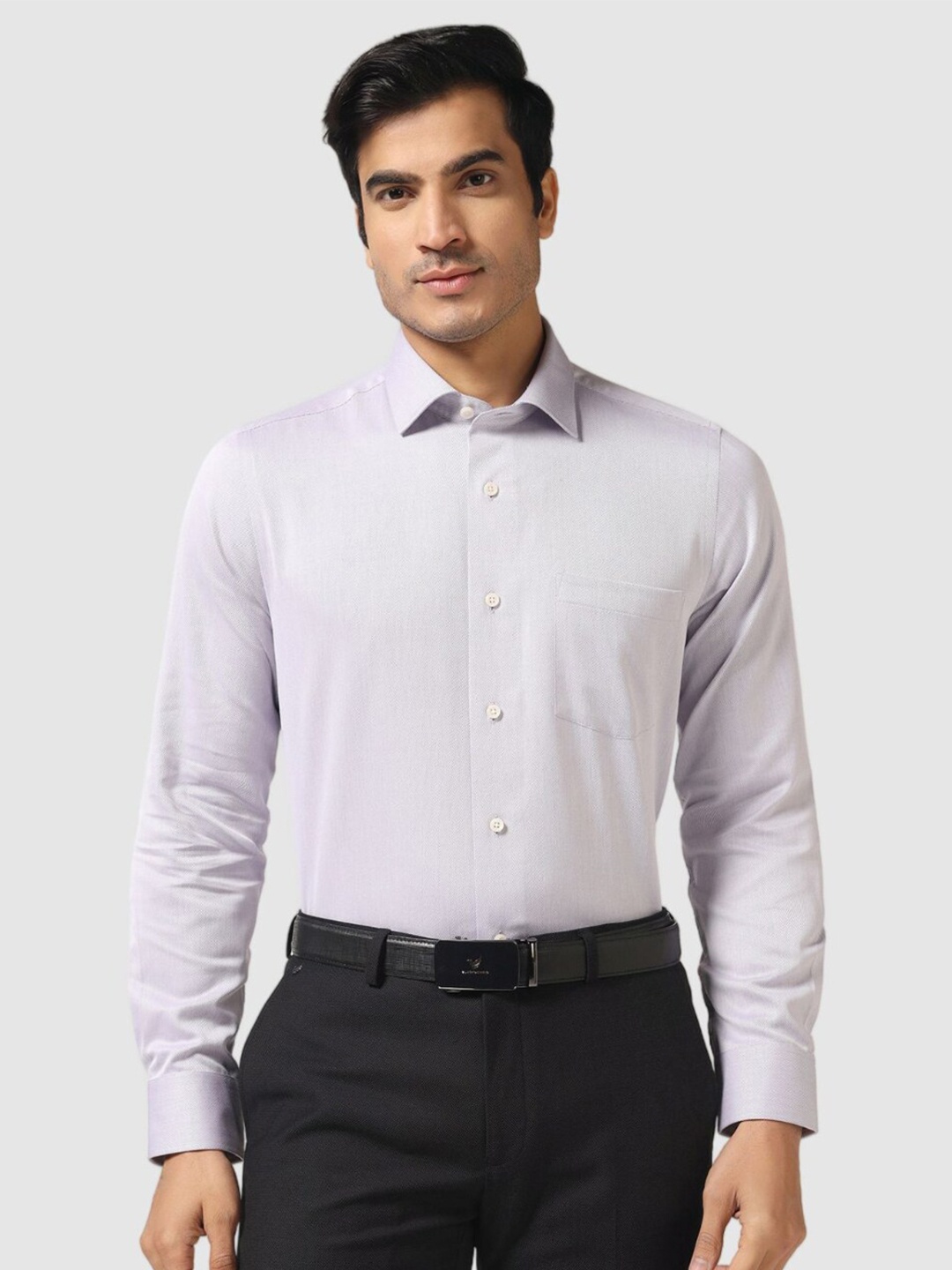 

Blackberrys Men India Slim Fit Temp Tech Formal Shirt, Purple