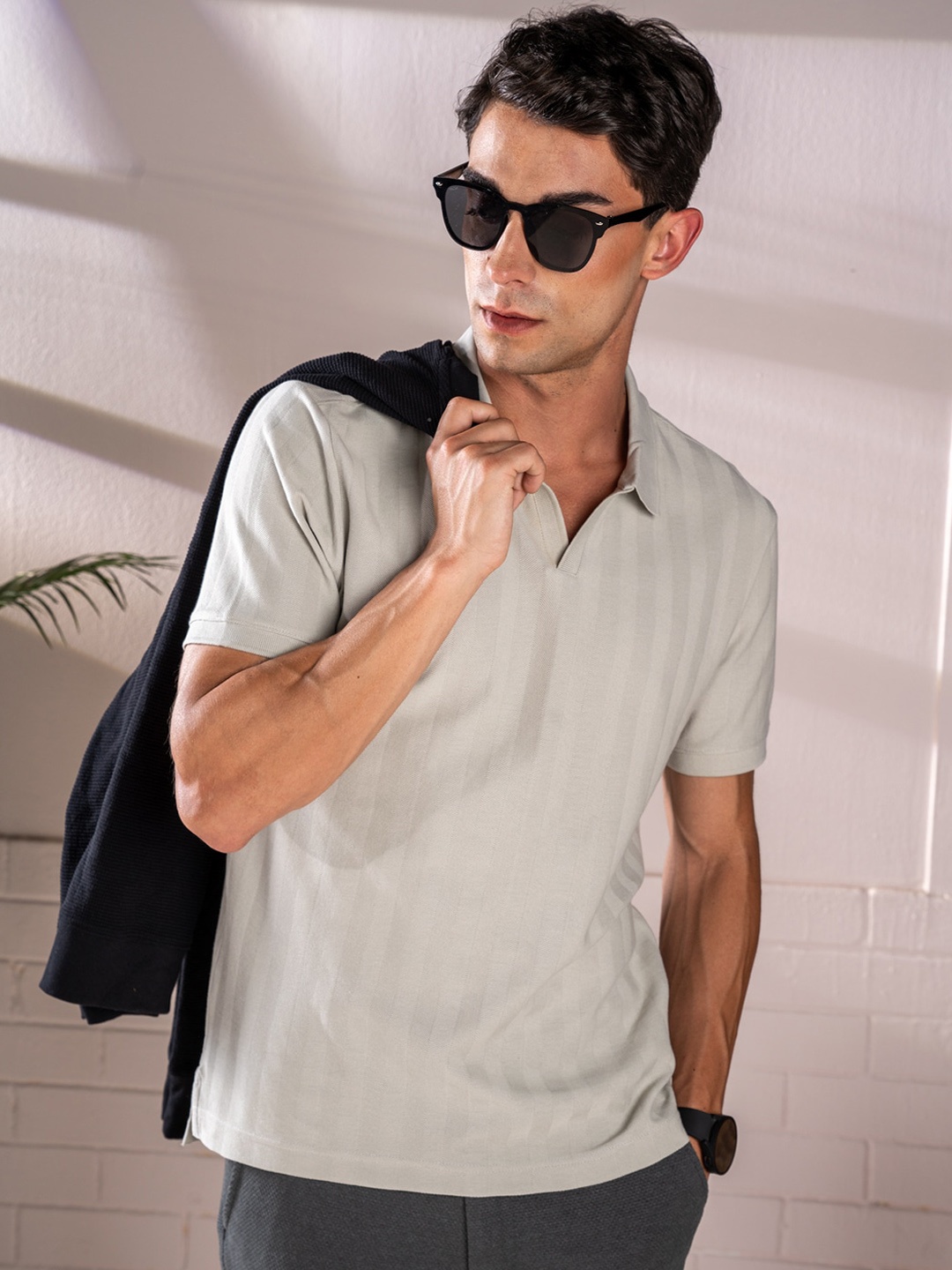 

DAMENSCH Textured Polo Collar T-Shirt, Grey