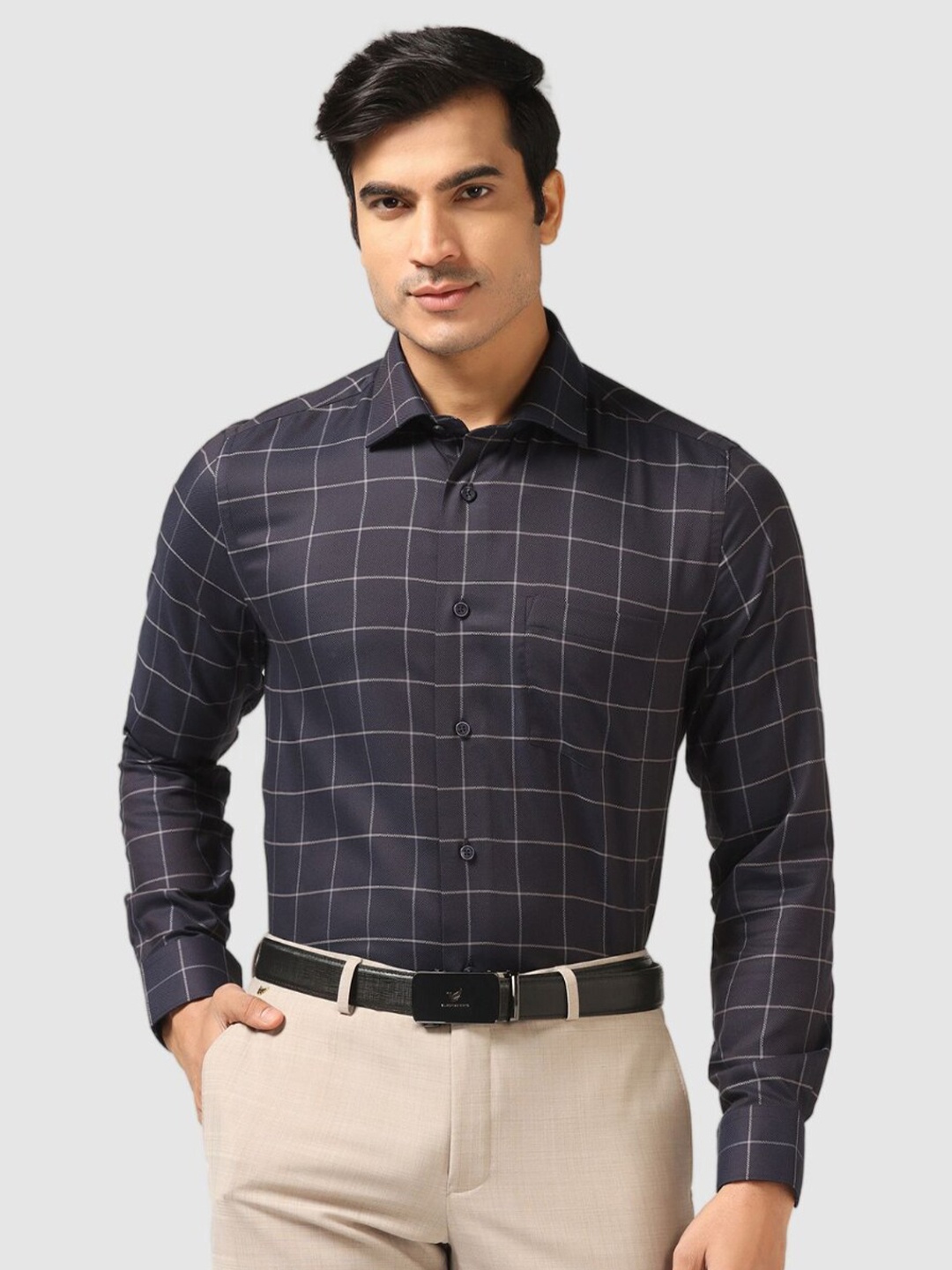 

Blackberrys India Slim Checked Cotton Spread Collar Slim Fit Opaque Formal Shirt, Navy blue