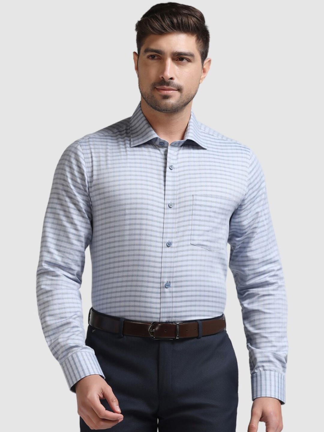 

Blackberrys Men India Slim Fit Temp Tech Formal Shirt, Grey