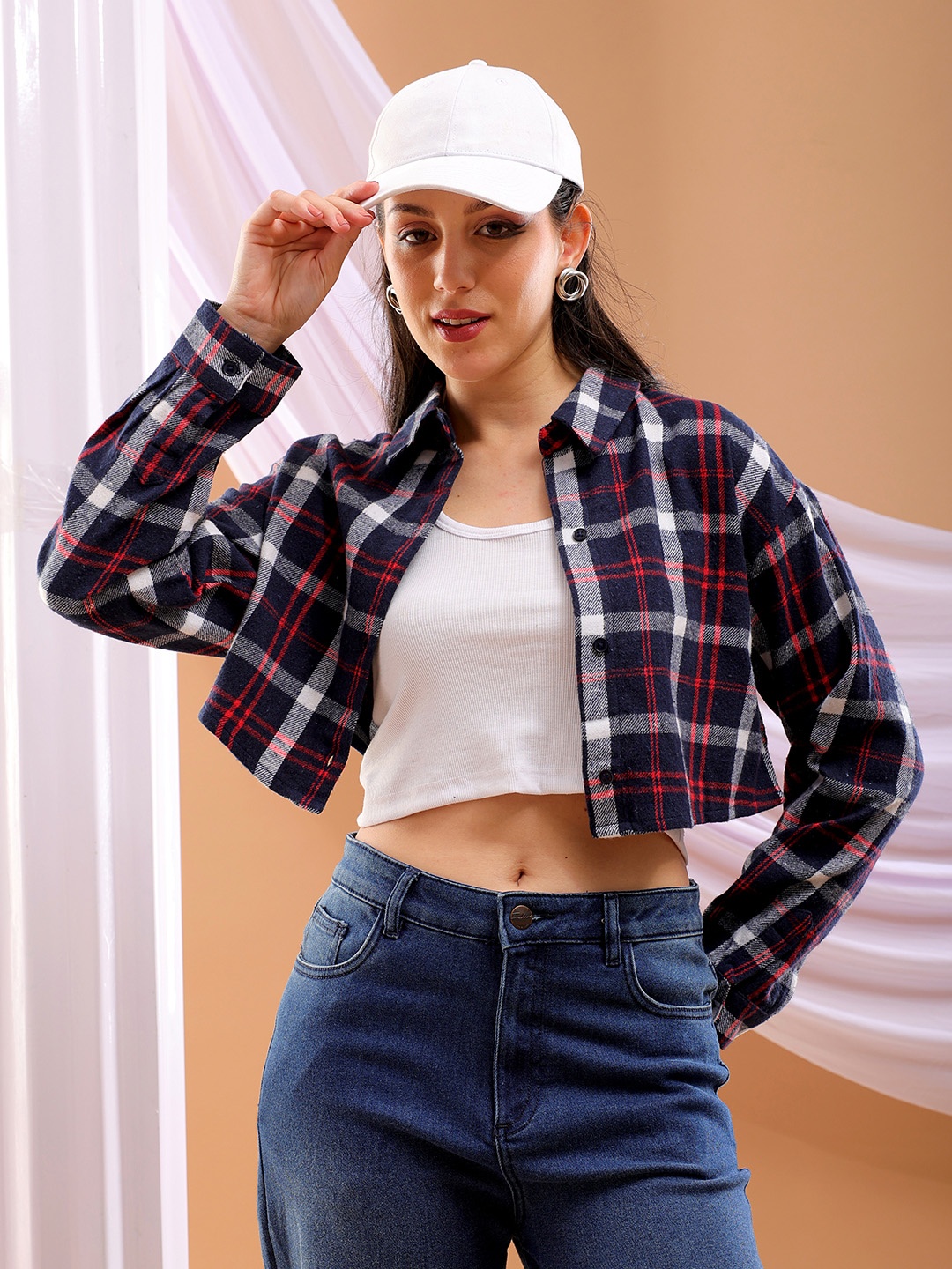 

Freehand by The Indian Garage Co Tartan Checks Spread Collar Cotton Casual Crop Shirt, Black
