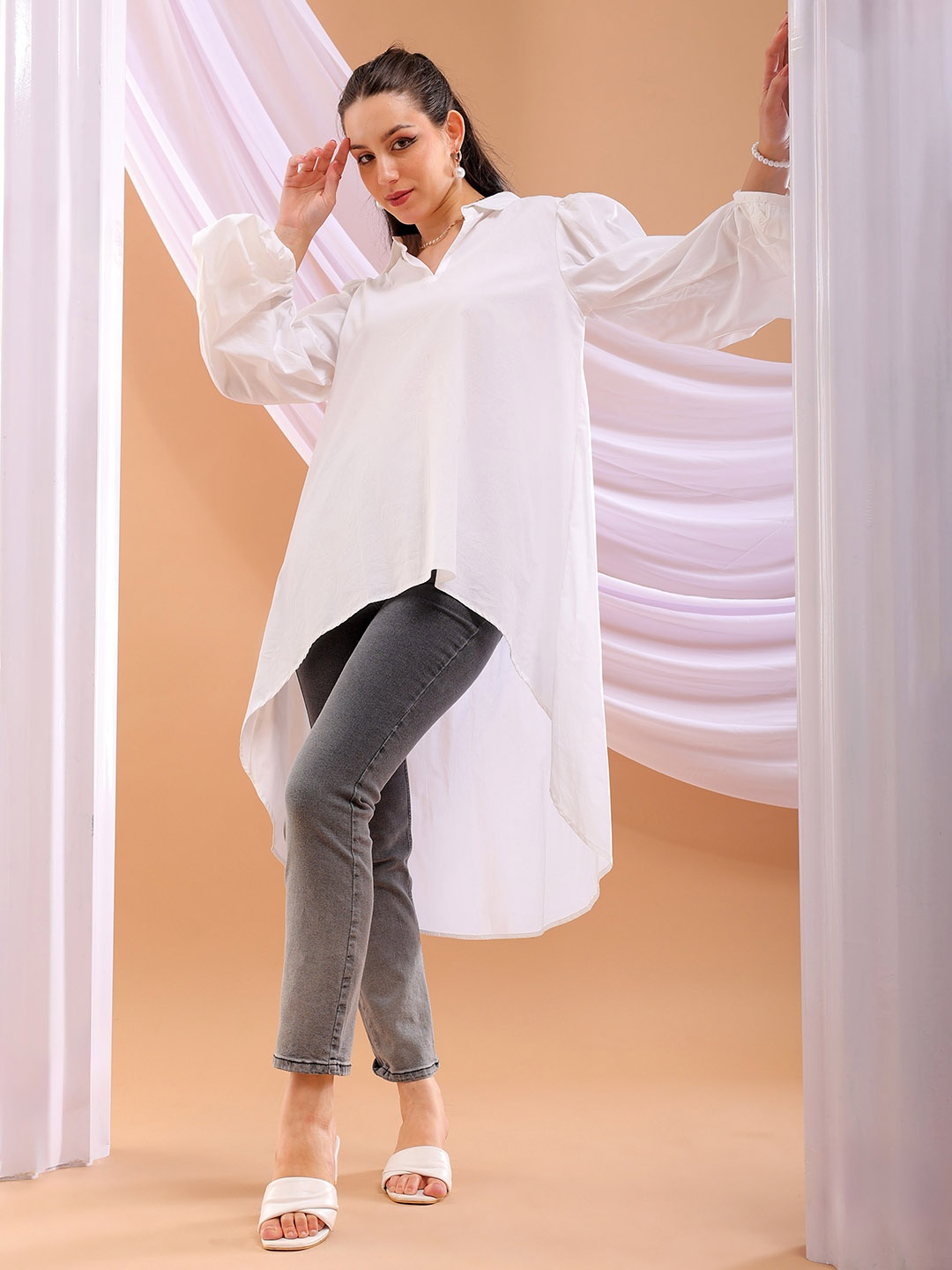 

Freehand by The Indian Garage Co Spread Collar Oversized High-Low Cotton Casual Shirt, White