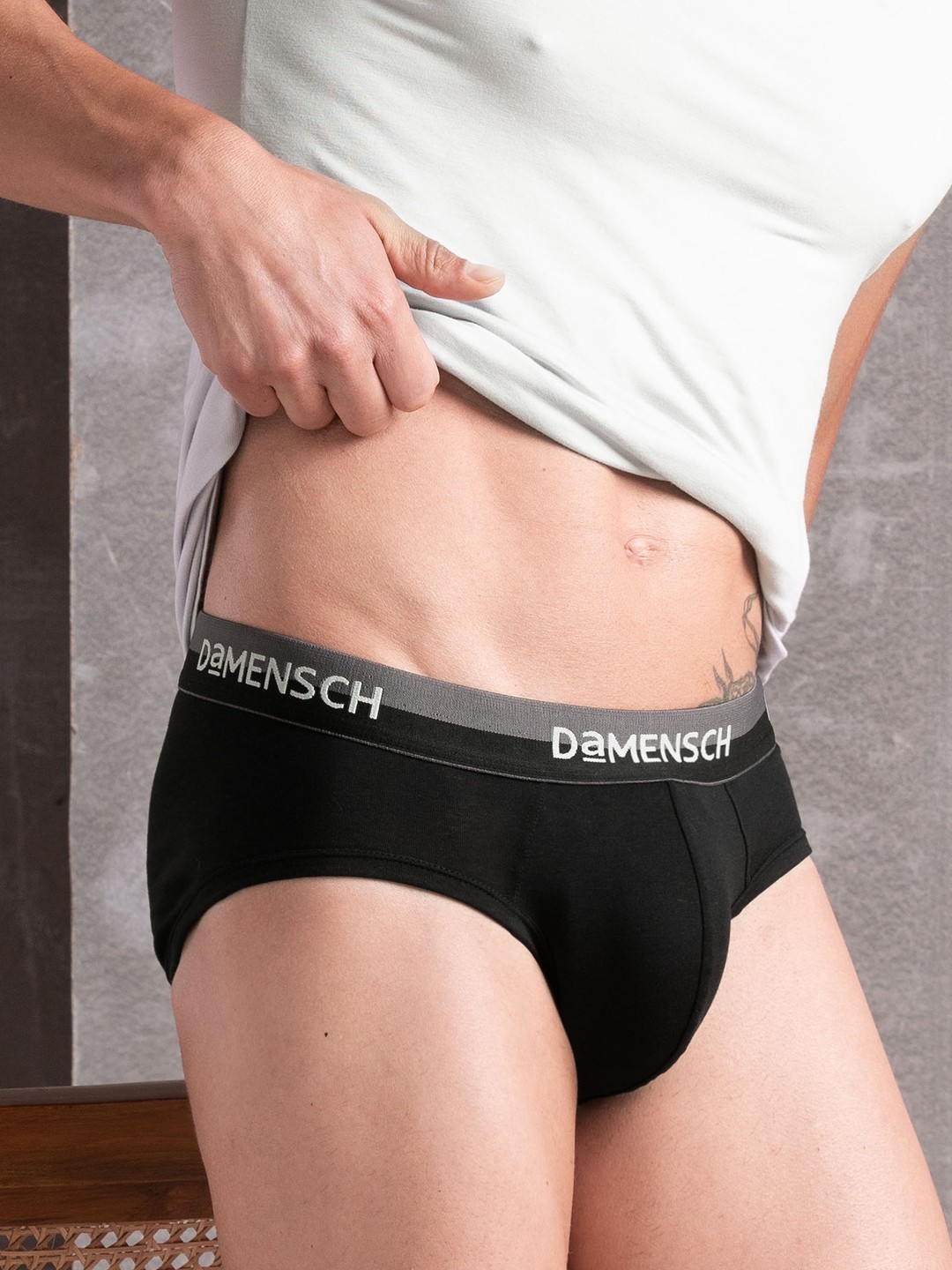 

DAMENSCH Refrsh Maximum Comfort Outer-Elastic Cotton Briefs BR1048-JETBLK, Black