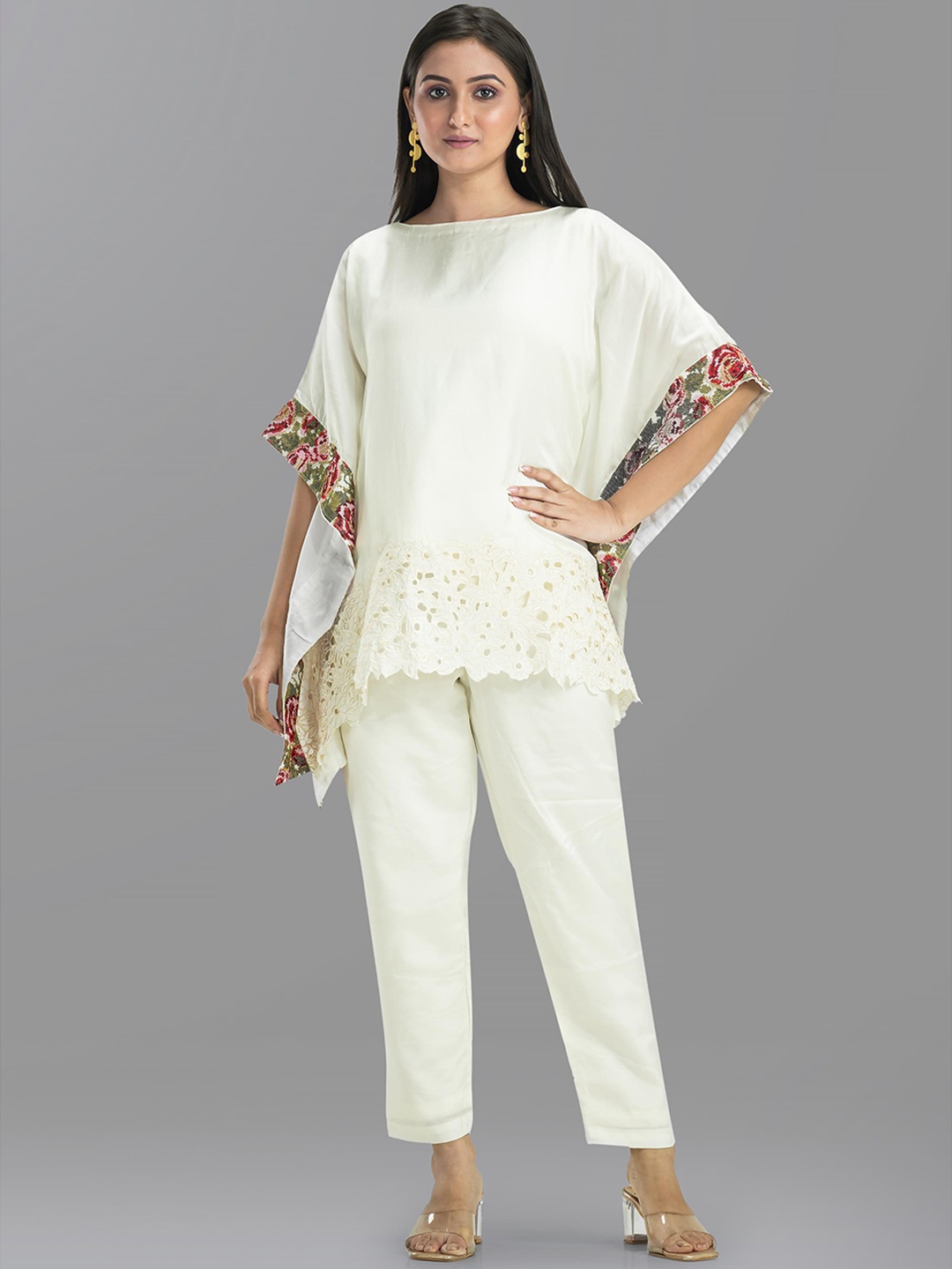 

SACRED SUTA Embroidered Kaftan Top With Trousers, White