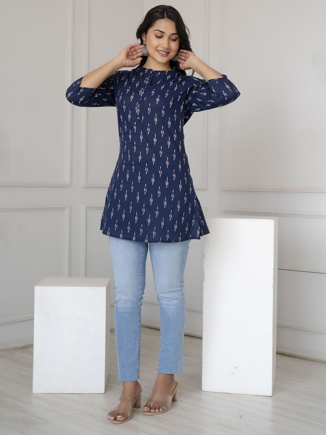 

Nayo Ethnic Motifs Printed Pure Cotton Kurti, Blue