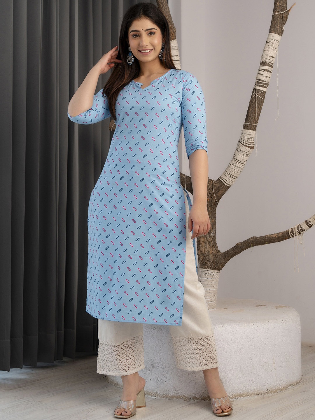 

Nayo Geometric Printed Straight Cotton Kurta, Blue