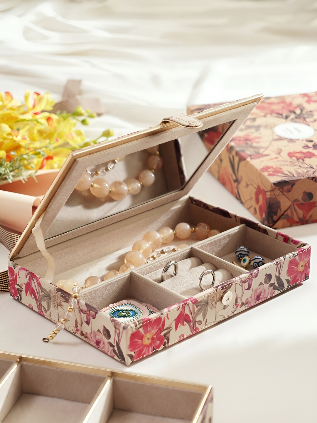 

Pure Home and Living Pink Regular Jewellery Organisers