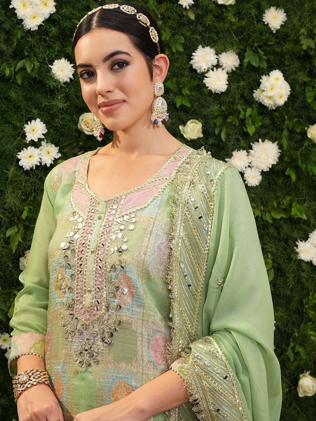 

Vishudh Ethnic Motifs Sequinned Straight Kurta with Skirt & With Dupatta, Green