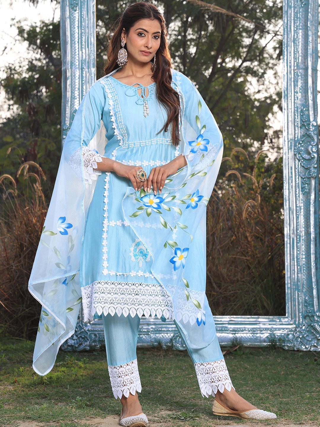 

Armaan Ethnic Motifs Embroidered Thread Work Kurta with Trousers & Dupatta, Blue