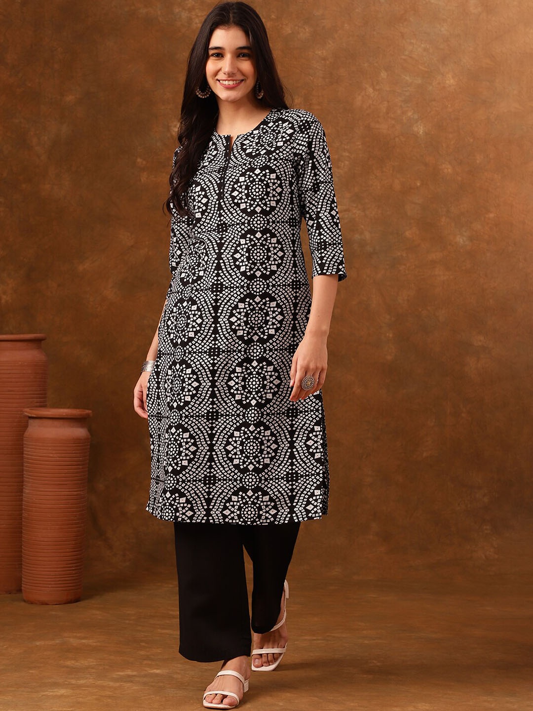 

Anouk Bandhani Printed Regular Pure Cotton Kurta With Palazzo, Black