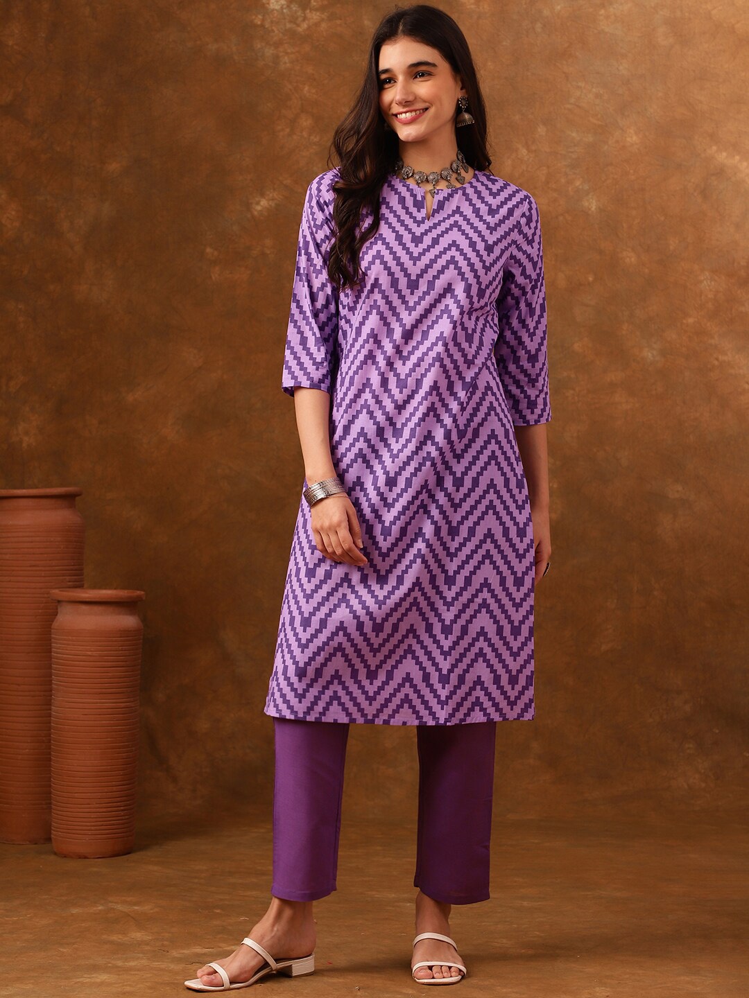 

Anouk Chevron Printed Regular Pure Cotton Kurta With Trousers, Purple