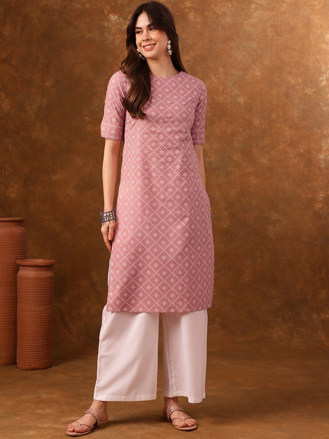 

Anouk Geometric Printed Round Neck Pure Cotton Kurta with Palazzos, Pink