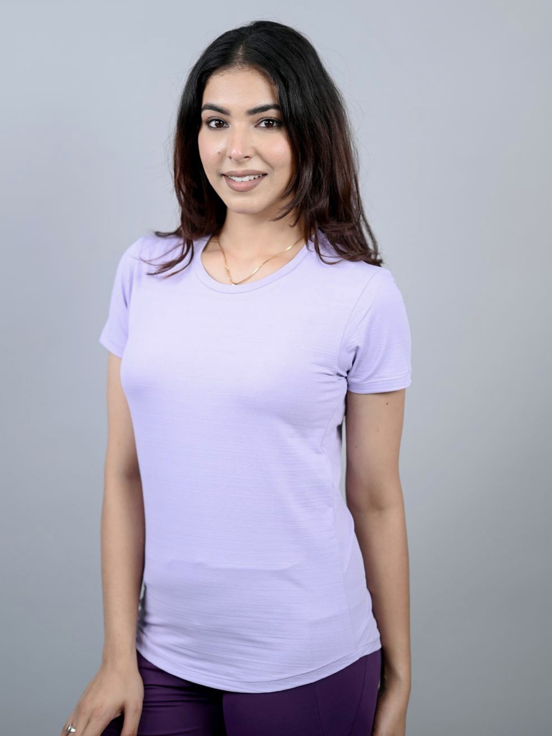

Mlada Round Neck Short Sleeves Rapid-Dry Regular T-shirt, Lavender