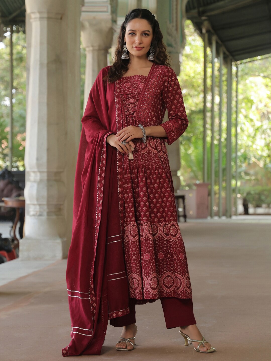 

Rain & Rainbow Ethnic Motifs Printed Sequinned Pure Cotton Kurta With Trousers & Dupatta, Maroon