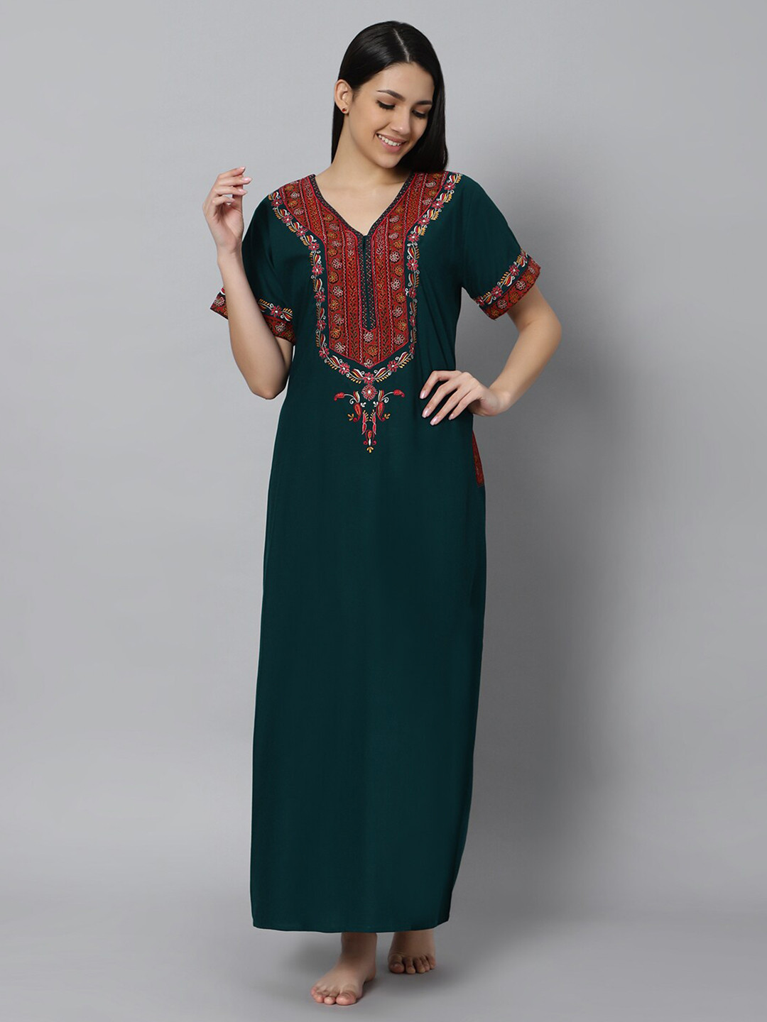 

QUIRA Floral Embroidered Maxi Nightdress, Black
