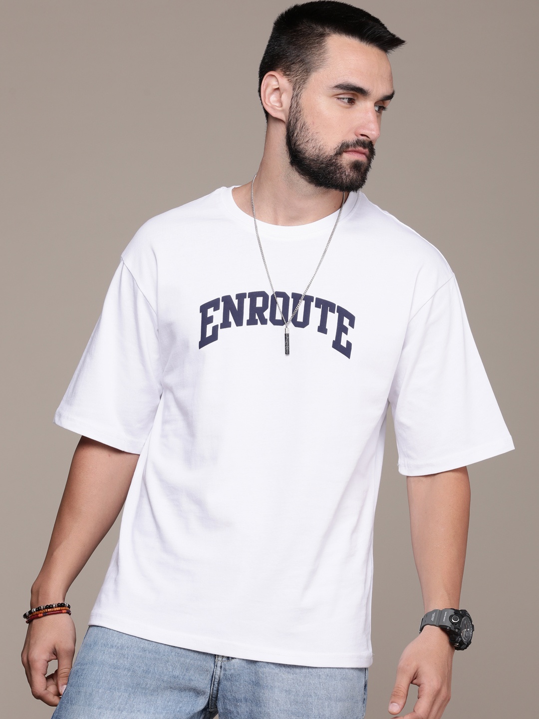 

Roadster Men Typography Applique Drop-Shoulder Sleeves Pure Cotton T-shirt, White