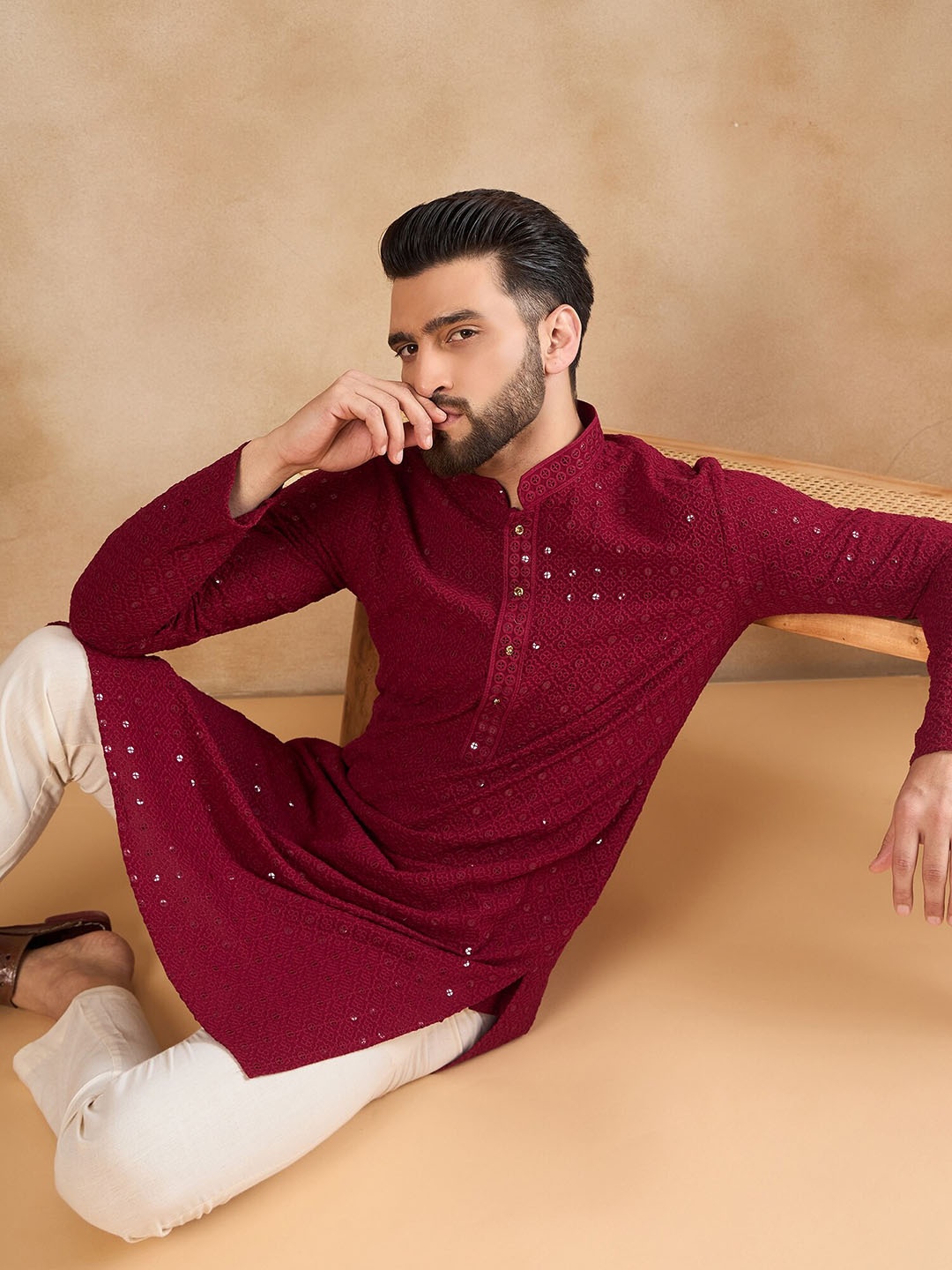 

HERE&NOW Ethnic Motifs Embroidered Mandarin Collar Chikankari Sequinned Straight Kurta, Maroon