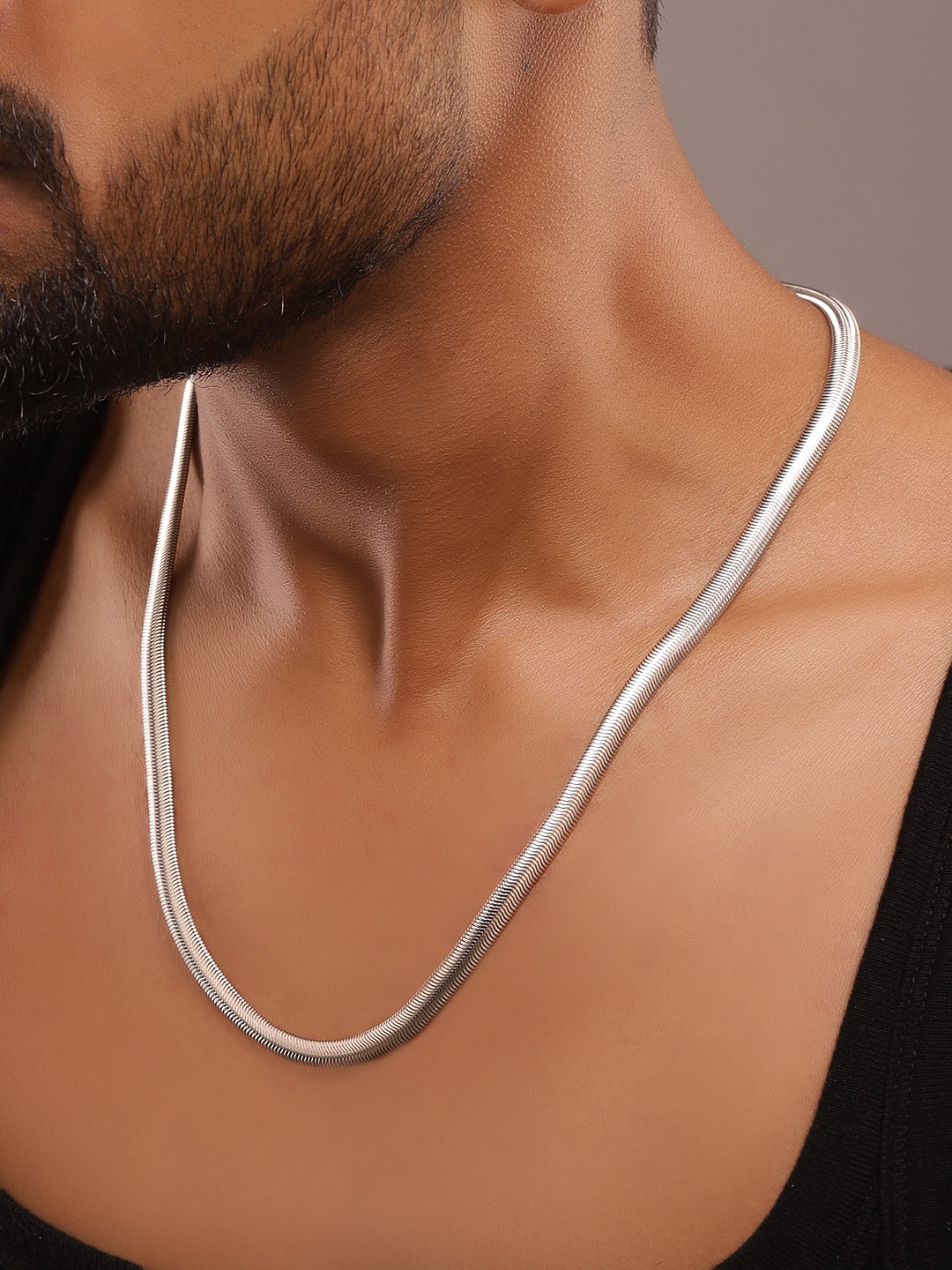 

The Roadster Lifestyle Co. Men Silver Toned Rhodium-Plated Chain