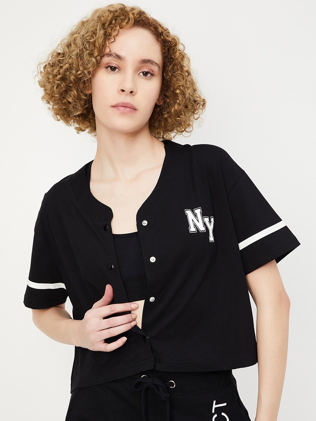 

max Typography V-Neck Cotton T-shirt, Black
