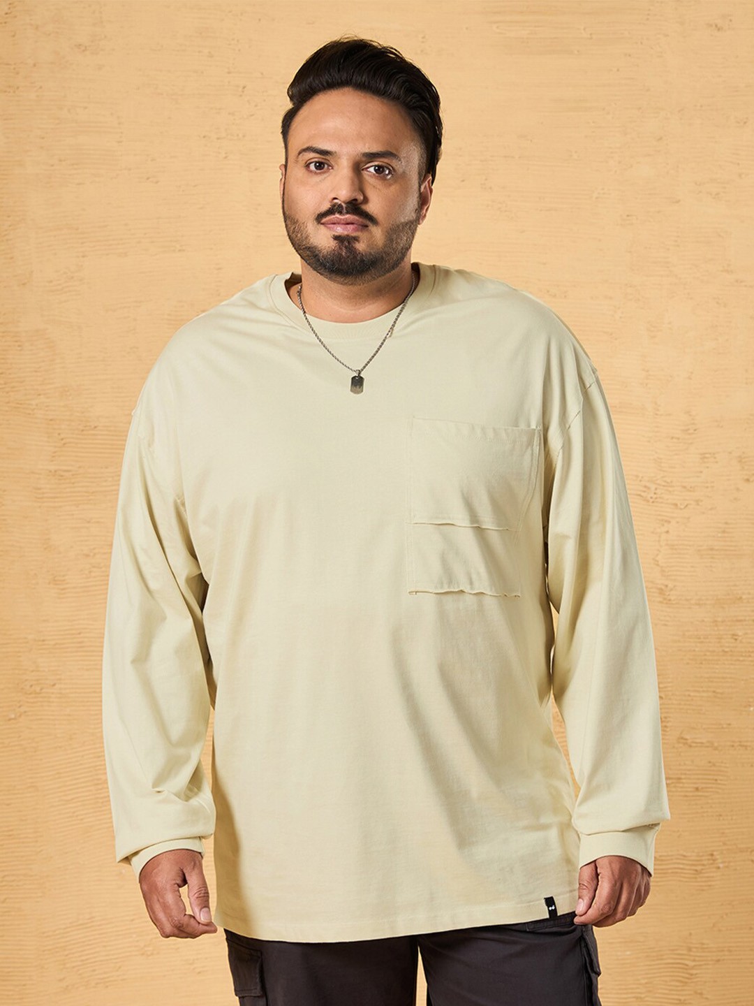 

Bewakoof Heavy Duty 1.0 Men Beige Super Loose Plus Size Fit Plus Size T-shirt