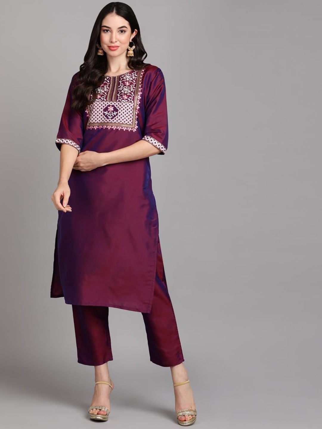 

KALINI Floral Yoke Design Regular Thread Work Kurta with Trousers, Purple