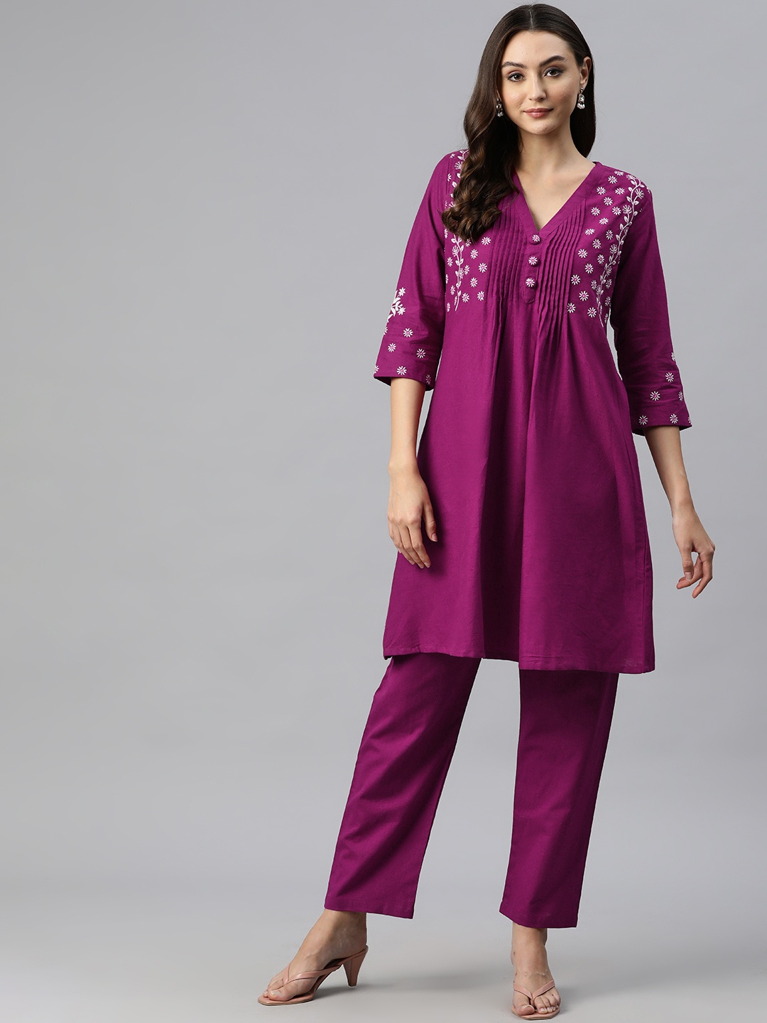 

Readiprint Fashions Women Embroidered Ethnic Co-Ords Set, Magenta