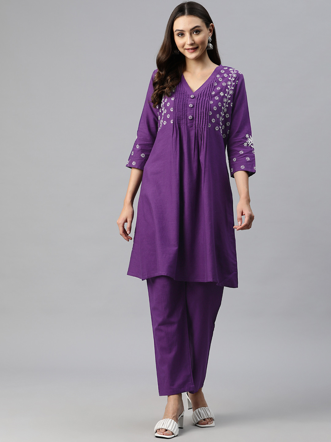 

Readiprint Fashions Women Embroidered Ethnic Co-Ords Set, Purple