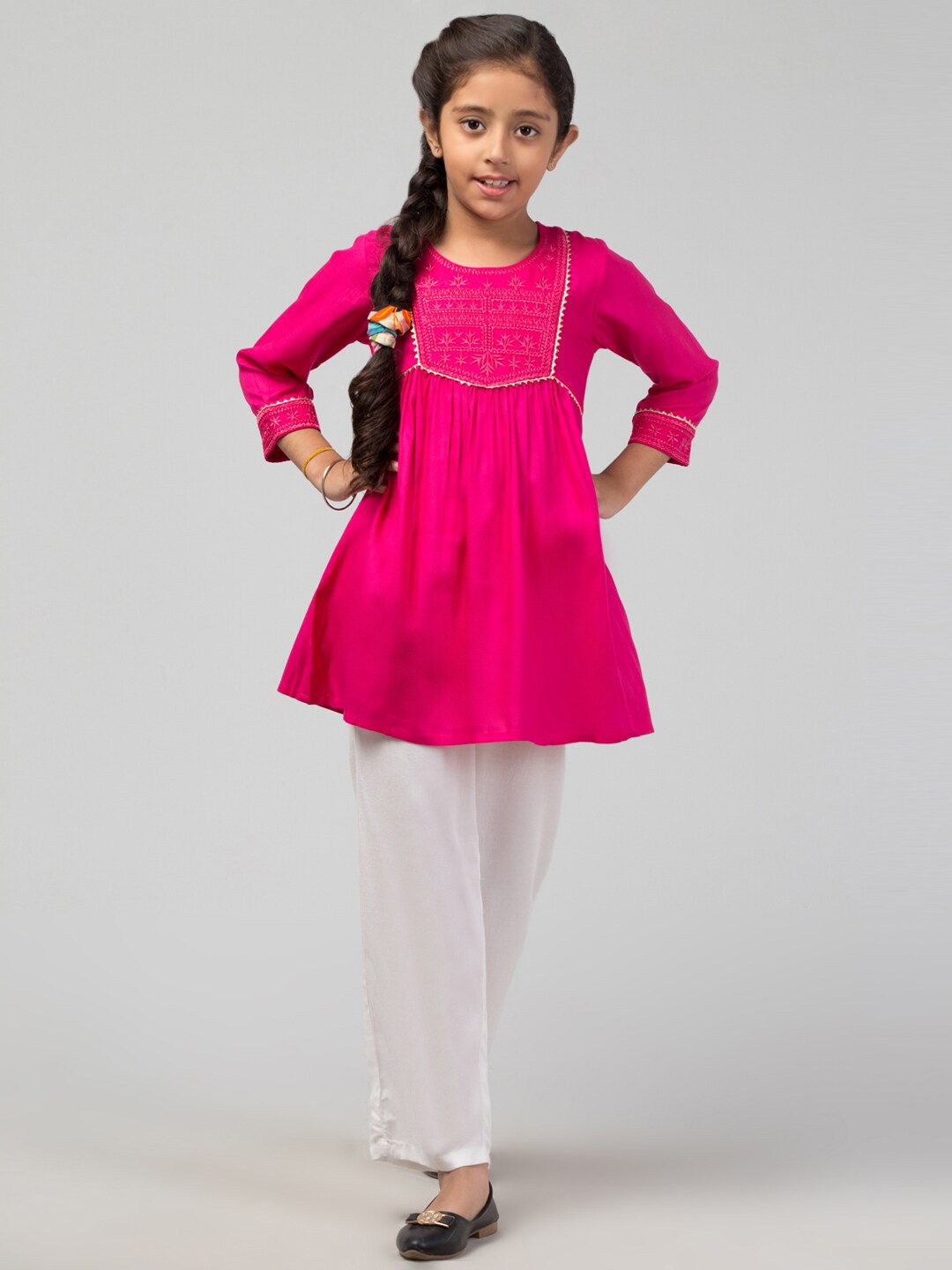 

MUSHKIYA Gotta Patti Longline A-Line Top, Magenta