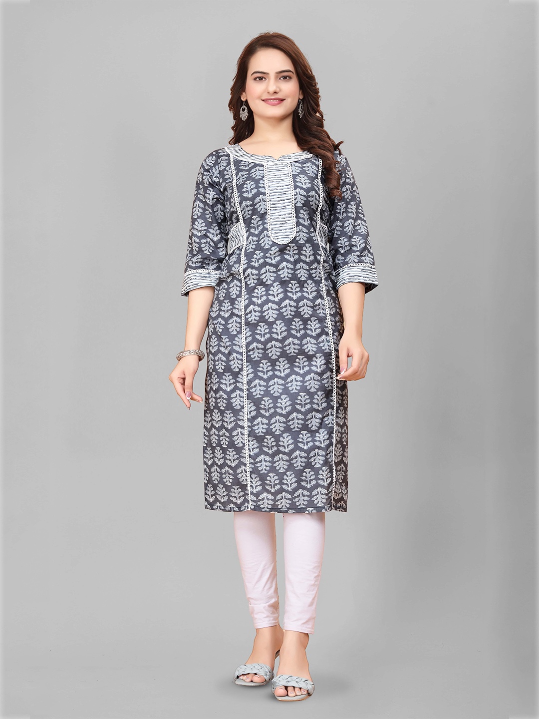 

BAESD Floral Printed Pure Cotton Straight Kurta, Grey